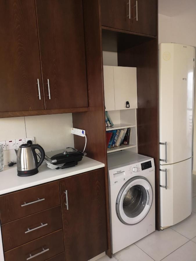 Green Bay Penthouse 2 프로타라스 외부 사진